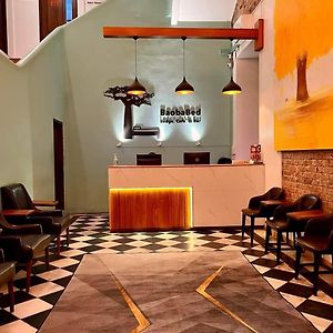 Baobabed Lodge, Yangon